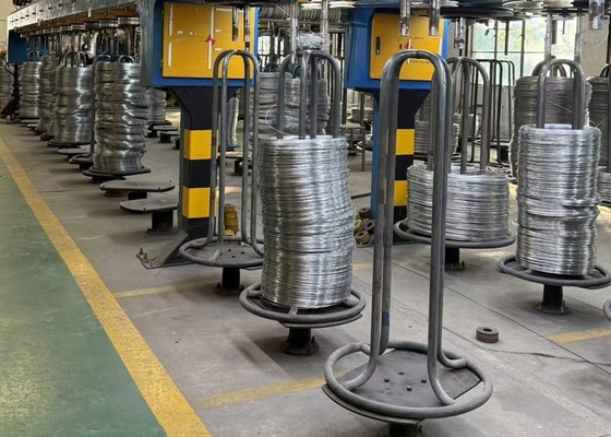 Free Machining Stainless Steel 303 1.4305 X8CrNiS18-9 Round Bars Wires Rods
